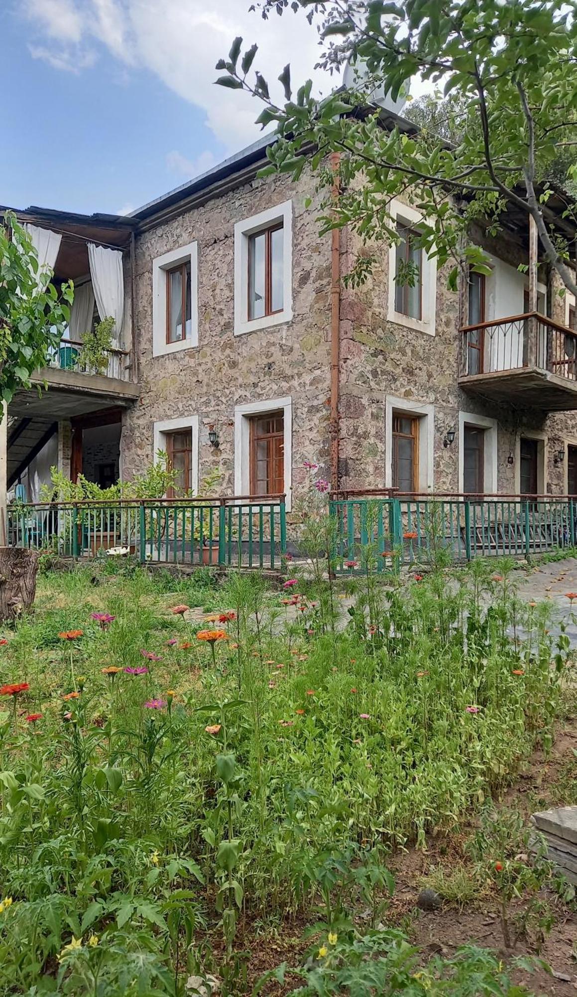 Alex B&B Kapan ภายนอก รูปภาพ
